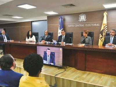 Senado elige comisión que seleccionará a los miembros de la JCE