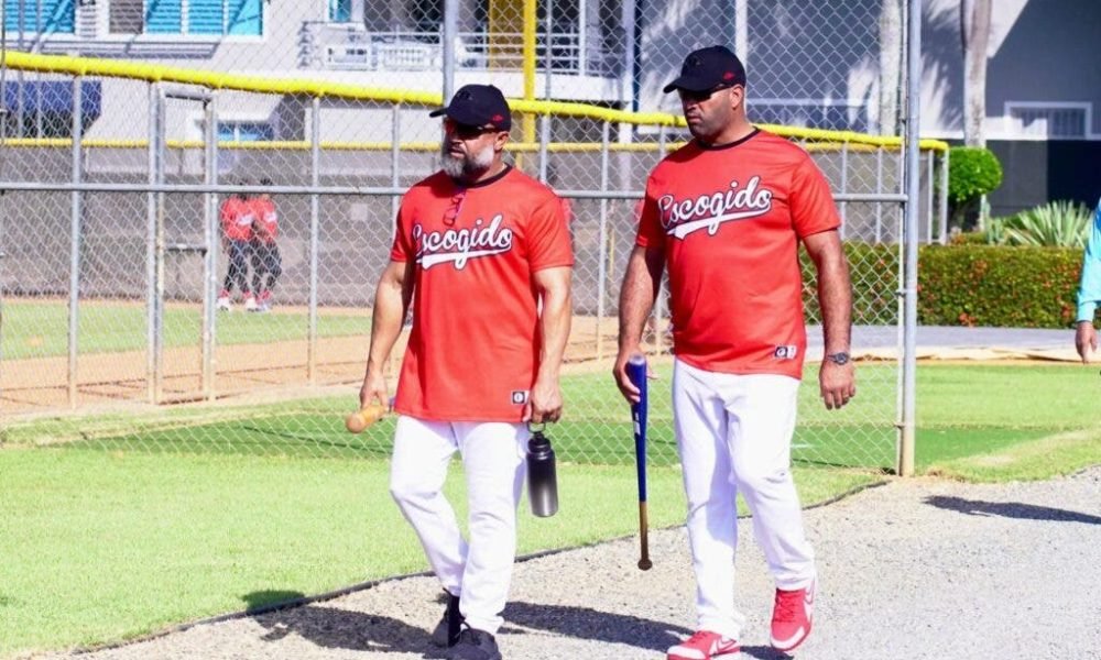 Albert Pujols viene a convertir a los Leones del Escogido en campeones