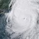 Huracán Helene llega a Florida con categoría 4