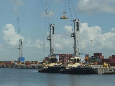 ¿Cuál es la balanza comercial entre Ecuador y República Dominicana?