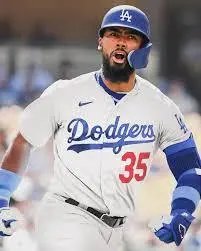 Teóscar batea de 5-3, incluido su jonrón 32, en victoria de los Dodgers