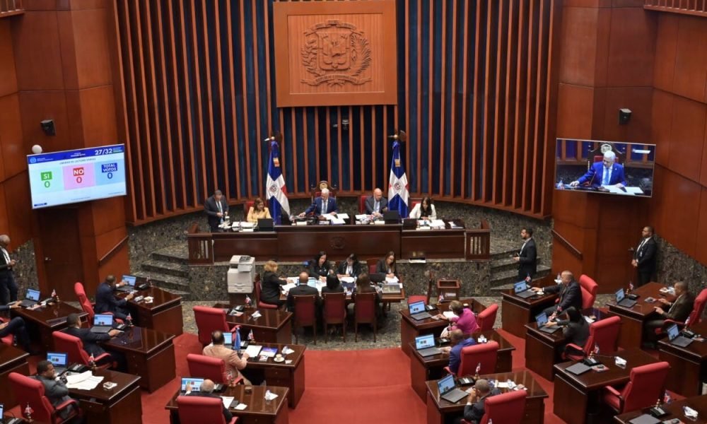 Senado aprueba de urgencia ley que declara la necesidad de reforma constitucional