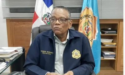 Luis Abinader destituye al director de Migración y nombra a vicealmirante Lee Ballester
