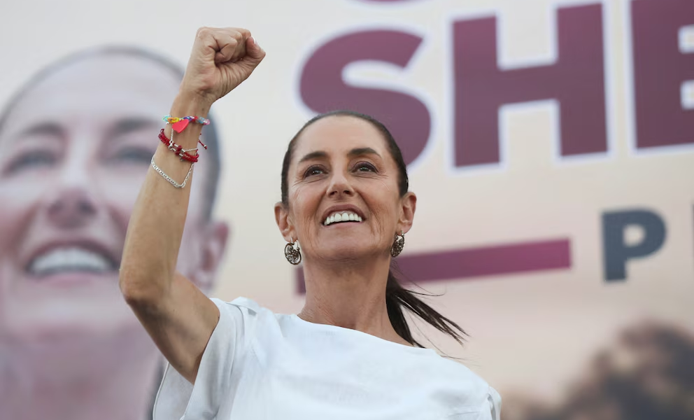 Sheinbaum anuncia reformas de igualdad de género, eliminar brecha salarial y feminicidios