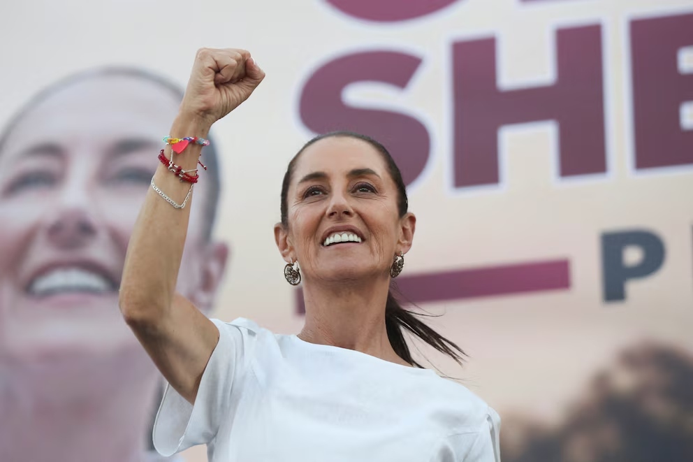 Sheinbaum anuncia reformas de igualdad de género, eliminar brecha salarial y feminicidios