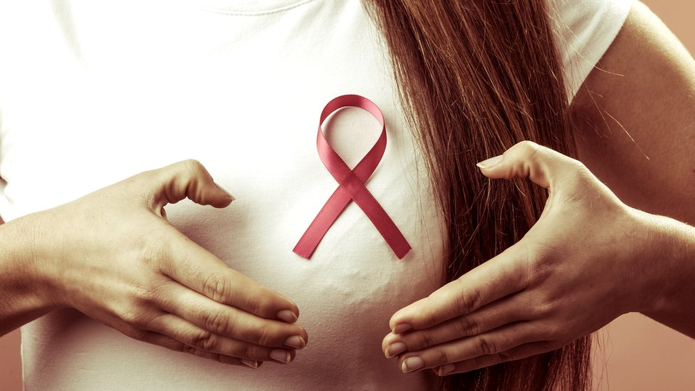 El cáncer de mama crece entre mujeres jóvenes y de origen asiático en EEUU, según estudio