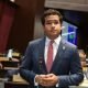 Omar Fernández en contra de prisa para aprobar reforma constitucional