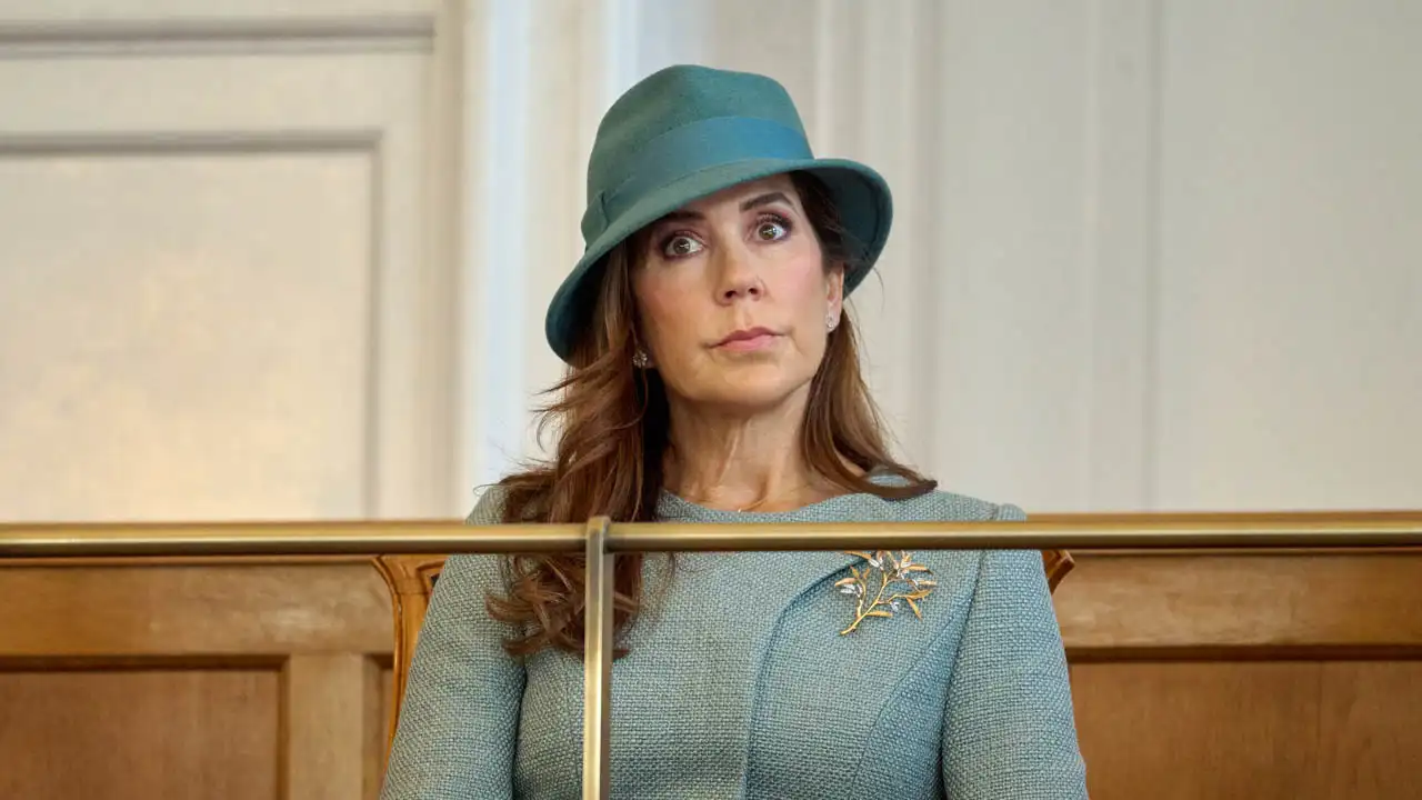 La prensa alemana, muy crítica con Mary de Dinamarca por el carísimo detalle de su último look