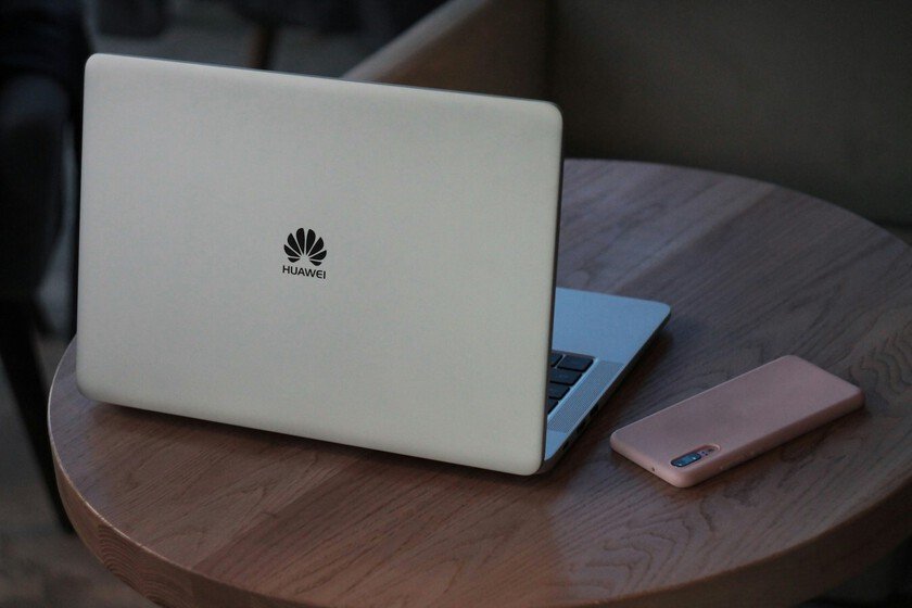 China confía en superar a Estados Unidos con la iniciativa “Xinchuang” y Huawei es su principal baza para ello