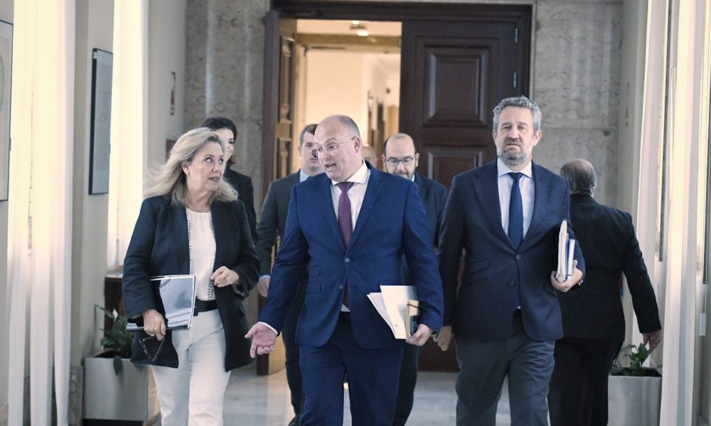 El PP reúne a sus diputados tras el error de la ‘reforma Txapote’: «No señaléis a nadie, somos un equipo»